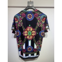 $40.00 USD Versace T-Shirts Short Sleeved For Men #952124