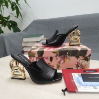$108.00 USD Dolce & Gabbana D&G Slippers For Women #953096
