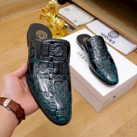 $60.00 USD Versace Slippers For Men #954212