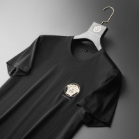 $36.00 USD Versace T-Shirts Short Sleeved For Men #955525