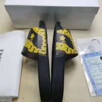 $45.00 USD Versace Slippers For Women #956319