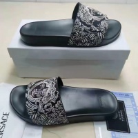 $45.00 USD Versace Slippers For Women #956330