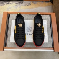 $68.00 USD Versace Casual Shoes For Men #956566