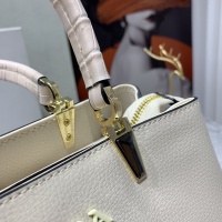 $102.00 USD Prada AAA Quality Handbags For Women #956701