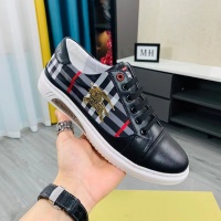 $72.00 USD Burberry Casual Shoes For Men #958629