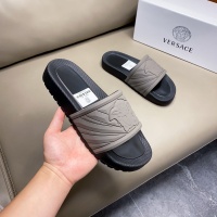 $42.00 USD Versace Slippers For Men #961369