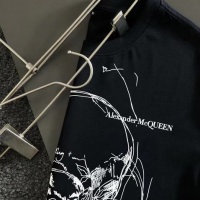 $29.00 USD Alexander McQueen T-shirts Short Sleeved For Men #963750
