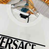 $60.00 USD Versace T-Shirts Short Sleeved For Unisex #963829