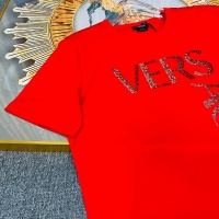 $60.00 USD Versace T-Shirts Short Sleeved For Unisex #963866