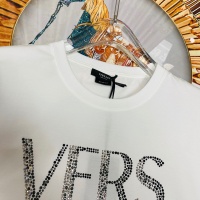 $60.00 USD Versace T-Shirts Short Sleeved For Unisex #963867