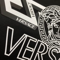 $60.00 USD Versace T-Shirts Short Sleeved For Unisex #963869