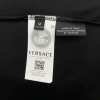 $60.00 USD Versace T-Shirts Short Sleeved For Unisex #963886