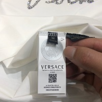 $60.00 USD Versace T-Shirts Short Sleeved For Unisex #963892