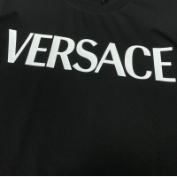 $60.00 USD Versace T-Shirts Short Sleeved For Unisex #963897