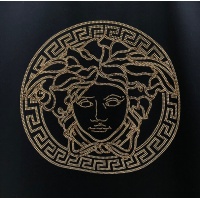 $60.00 USD Versace T-Shirts Short Sleeved For Unisex #963910