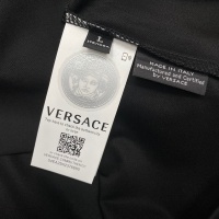 $68.00 USD Versace T-Shirts Short Sleeved For Unisex #963973