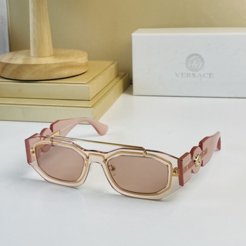 Versace AAA Quality Sunglasses #965006