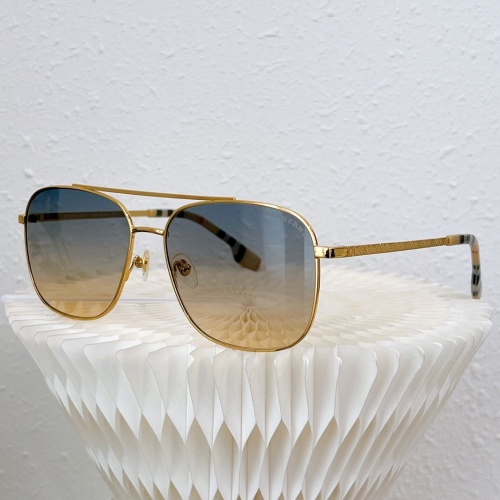 Burberry AAA Quality Sunglasses #965035