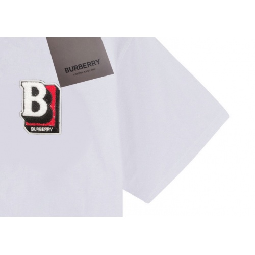 Replica Burberry T-Shirts Short Sleeved For Unisex #965481 $34.00 USD for Wholesale