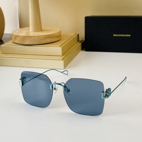 Balenciaga AAA Quality Sunglasses #965609