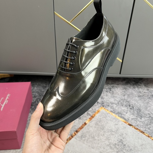 Salvatore Ferragamo Leather Shoes For Men #965644