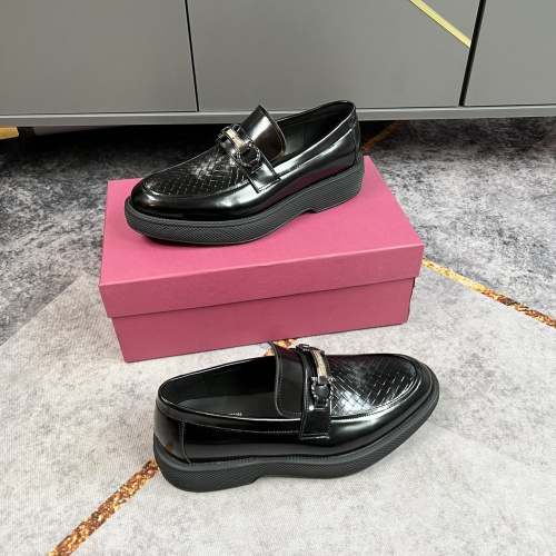 Replica Salvatore Ferragamo Leather Shoes For Men #965647 $122.00 USD for Wholesale