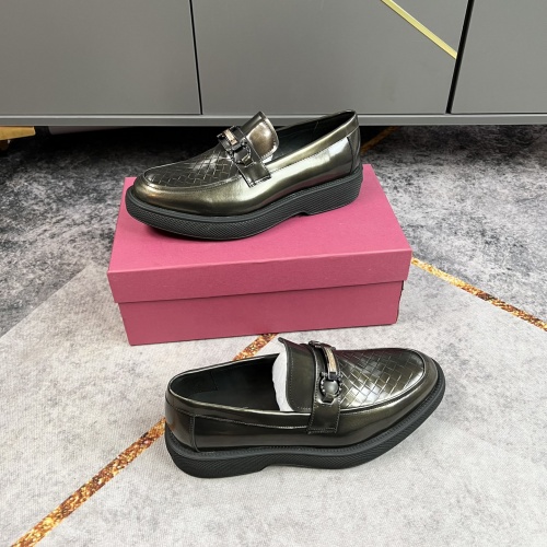 Replica Salvatore Ferragamo Leather Shoes For Men #965648 $122.00 USD for Wholesale