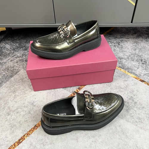 Replica Salvatore Ferragamo Leather Shoes For Men #965650 $122.00 USD for Wholesale