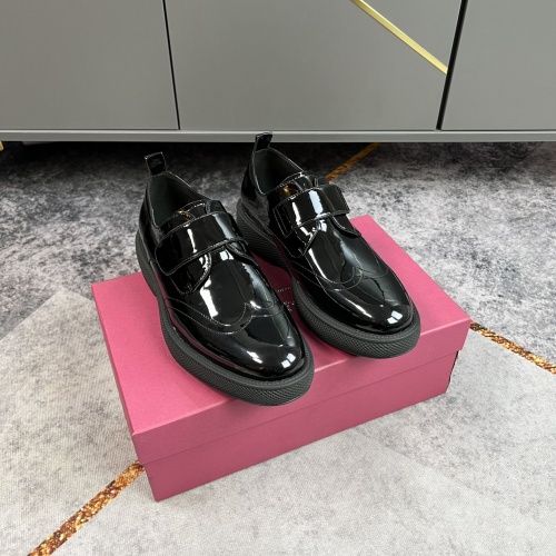 Replica Salvatore Ferragamo Leather Shoes For Men #965652 $122.00 USD for Wholesale