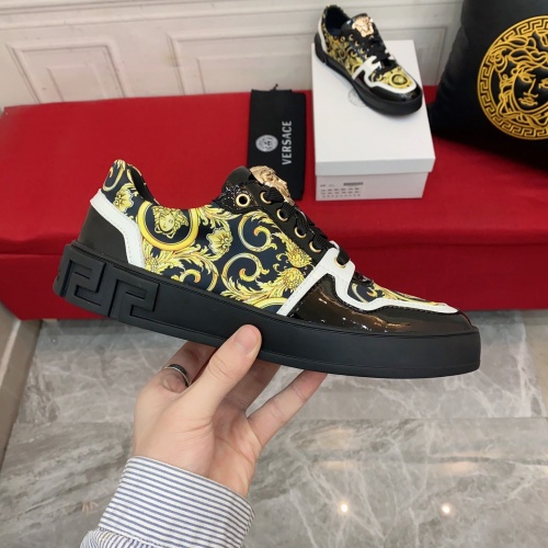 Replica Versace Casual Shoes For Men #965894 $72.00 USD for Wholesale