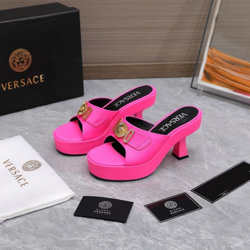 Versace Slippers For Women #966030
