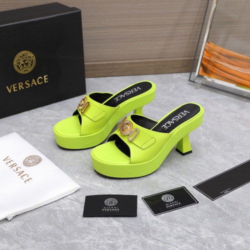 Versace Slippers For Women #966033