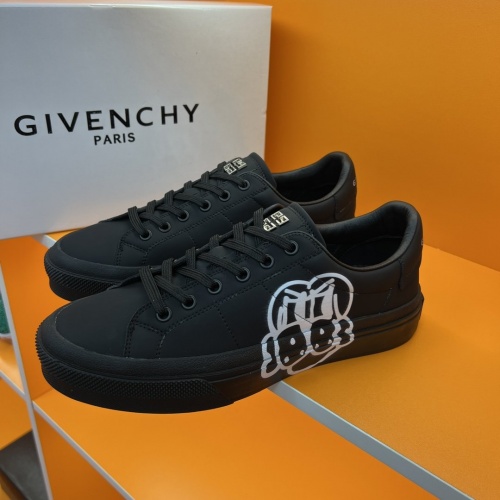 Givenchy Casual Shoes For Men #966196
