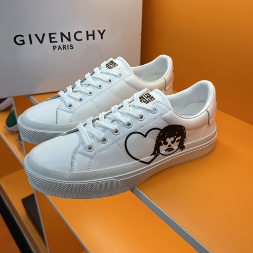 Givenchy Casual Shoes For Men #966201