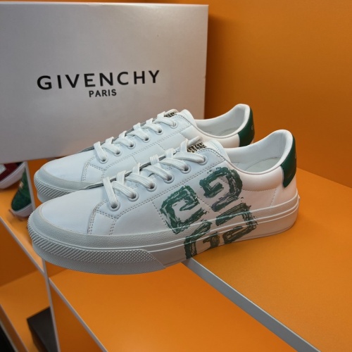 Givenchy Casual Shoes For Men #966202
