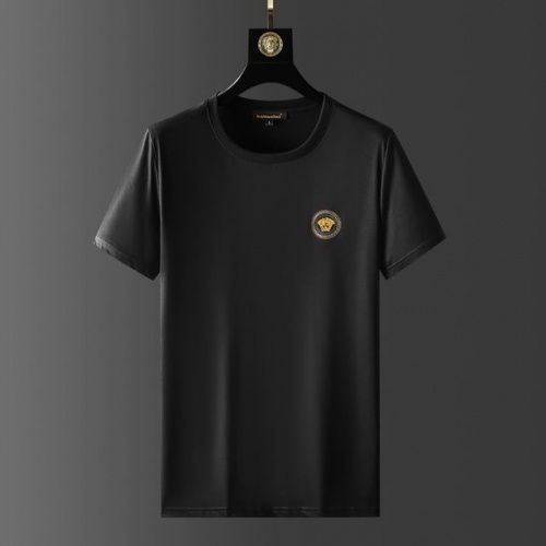 Replica Versace Tracksuits Short Sleeved For Men #966458 $64.00 USD for Wholesale