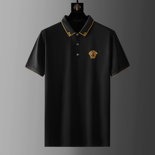 Replica Versace Tracksuits Short Sleeved For Men #966596 $68.00 USD for Wholesale