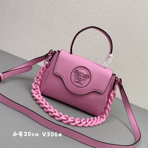 Versace AAA Quality Messenger Bags For Women #966848 $140.00 USD, Wholesale Replica Versace AAA Quality Messenger Bags