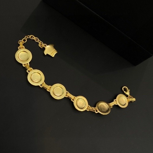 Replica Versace Bracelet For Women #967324 $38.00 USD for Wholesale