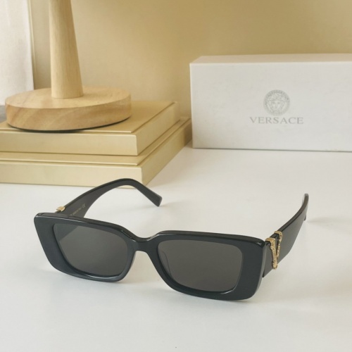 Versace AAA Quality Sunglasses #967529 $60.00 USD, Wholesale Replica Versace AAA Quality Sunglasses