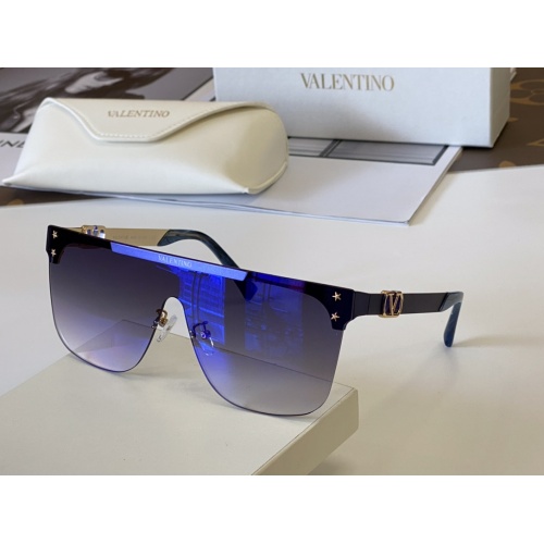 Valentino AAA Quality Sunglasses #967971