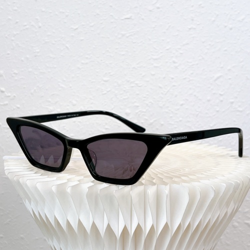 Balenciaga AAA Quality Sunglasses #968012