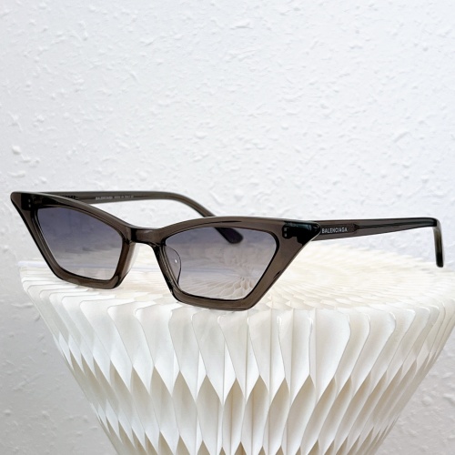 Balenciaga AAA Quality Sunglasses #968013