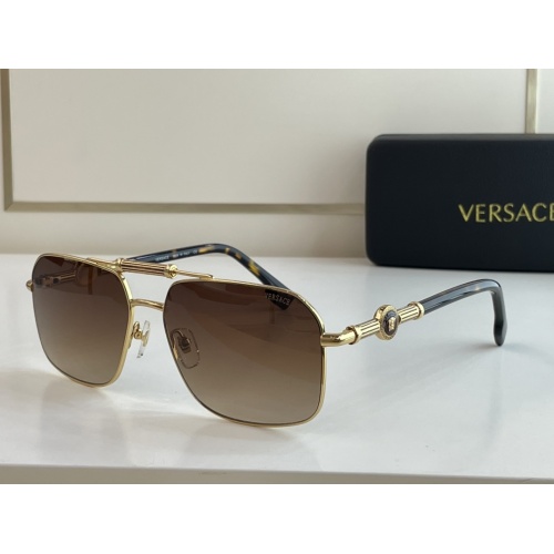 Versace AAA Quality Sunglasses #968125