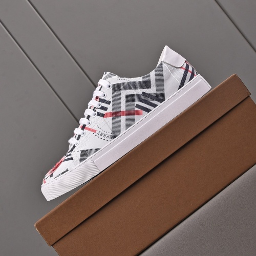 Replica Burberry Casual Shoes For Men #968346 $72.00 USD for Wholesale