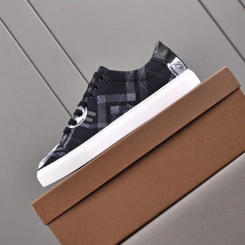 Replica Burberry Casual Shoes For Men #968348 $72.00 USD for Wholesale