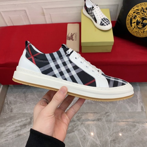 Replica Burberry Casual Shoes For Men #968466 $72.00 USD for Wholesale
