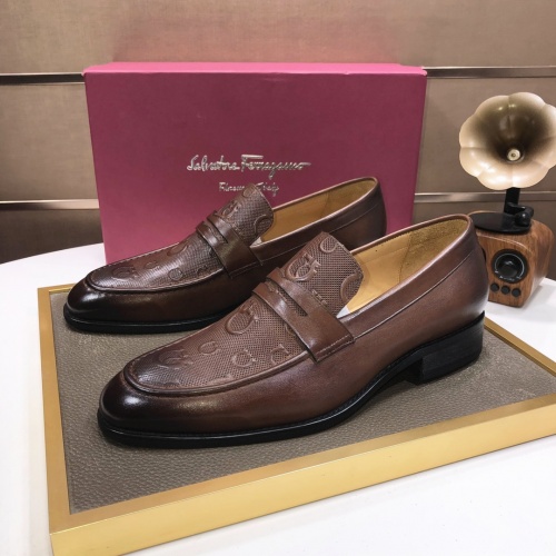 Salvatore Ferragamo Leather Shoes For Men #968508