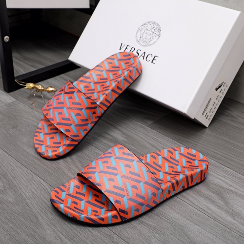 Versace Slippers For Men #968571