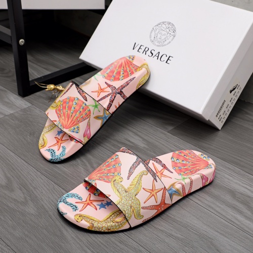 Versace Slippers For Men #968576